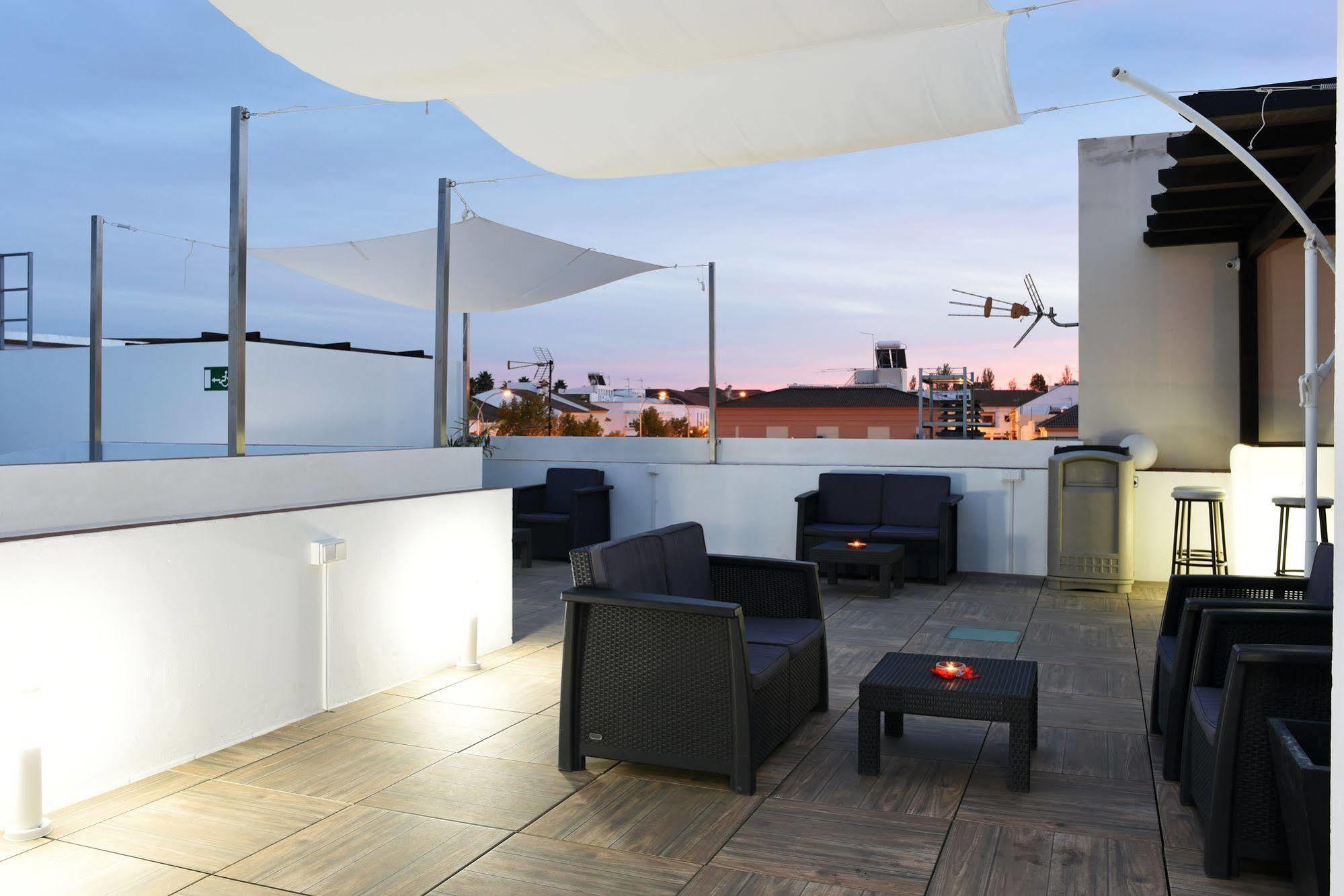 Hostal Boutique El Patio Lepe Exterior foto